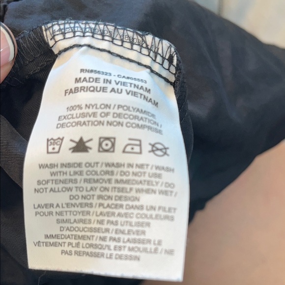 Nike Pants Womens Medium Black Essential High Rise Woven Cargo Baggy - Picture 7 of 10